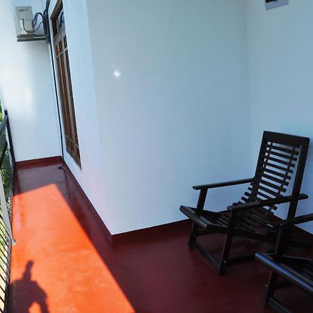 Coconut Garden House 호텔 우다왈라웨 외부 사진